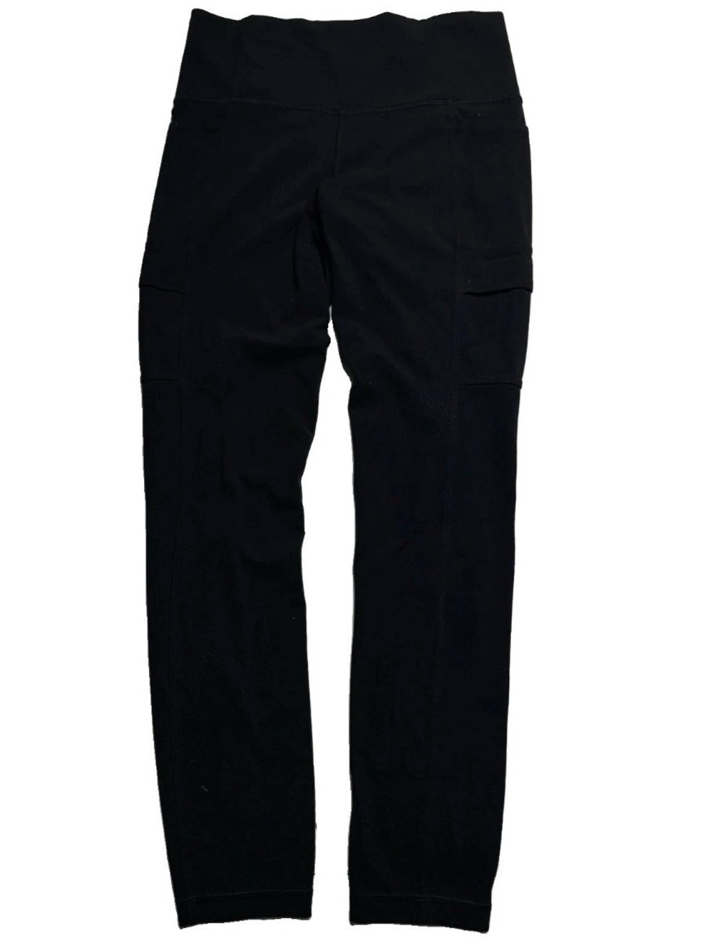 ATHLETA Salutation Cargo 7/8 Tight In Black Size: Small